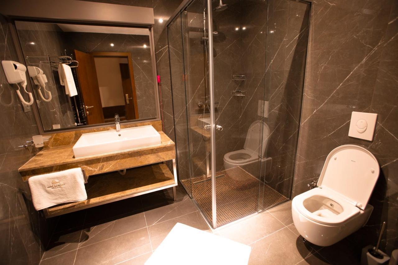 Hotel Prishtina Pristina Exteriör bild