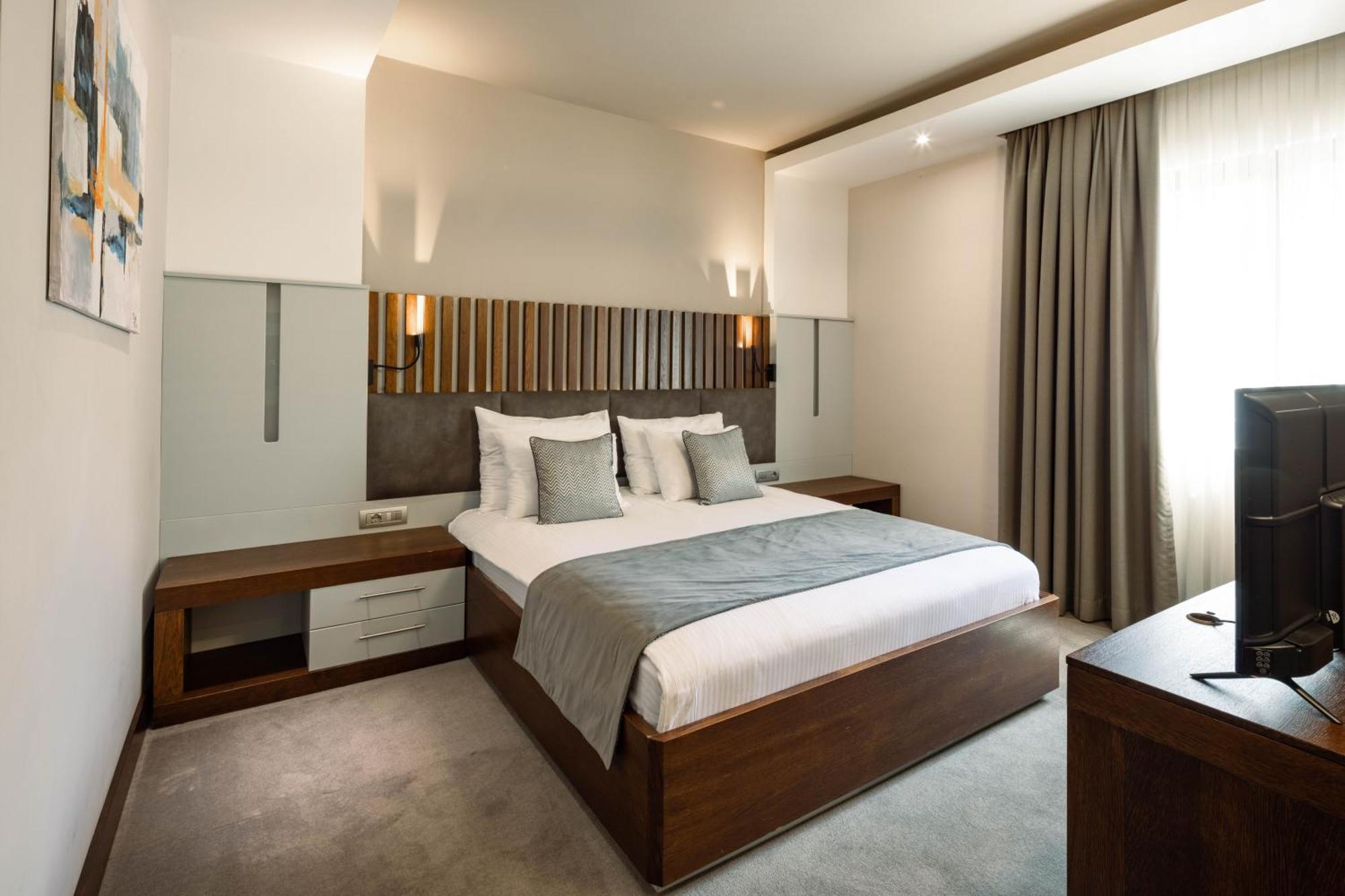 Hotel Prishtina Pristina Exteriör bild